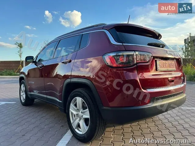 2022 Jeep Compass, VIN 3C4NJCBBXNT213485 — zdjęcie 13 (autoria)