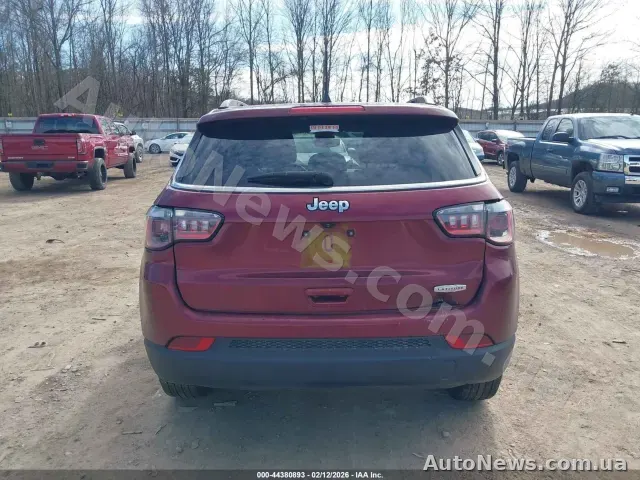 2022 Jeep Compass, VIN 3C4NJCBBXNT213485 — zdjęcie 16 (iaai)
