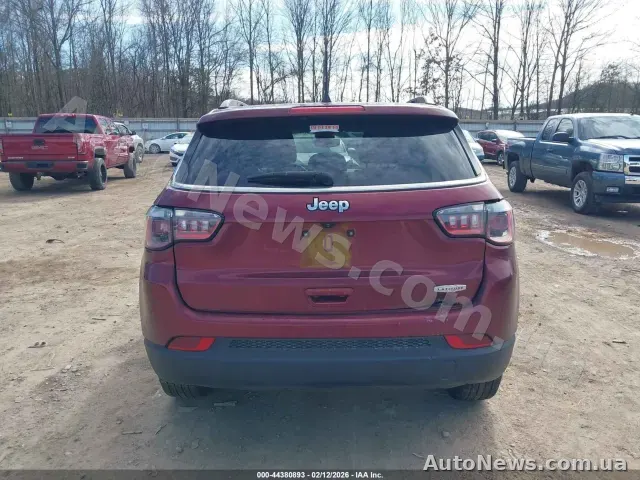 2022 Jeep Compass, VIN 3C4NJCBBXNT213485 — zdjęcie 34 (iaai)