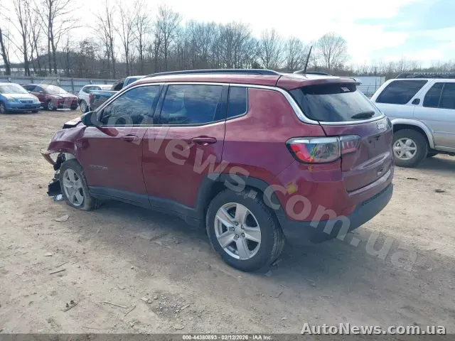 2022 Jeep Compass, VIN 3C4NJCBBXNT213485 — zdjęcie 39 (iaai)