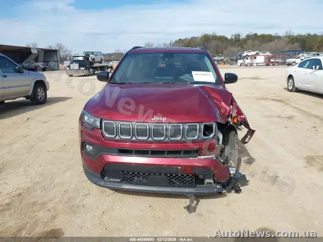 2022 Jeep Compass, VIN 3C4NJCBBXNT213485 — zdjęcie 48 (iaai)