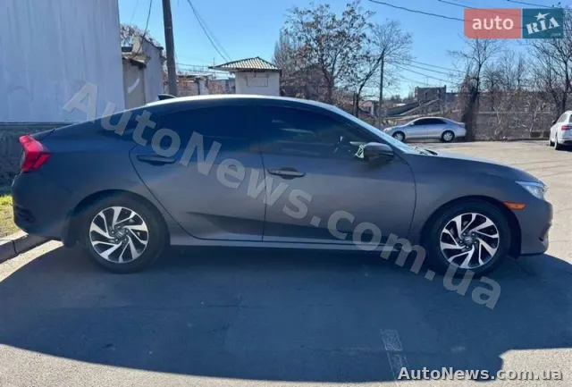 2017 Honda Civic, VIN 19XFC2F74HE034995, госномер НН5266АО — фото 7 (autoria)