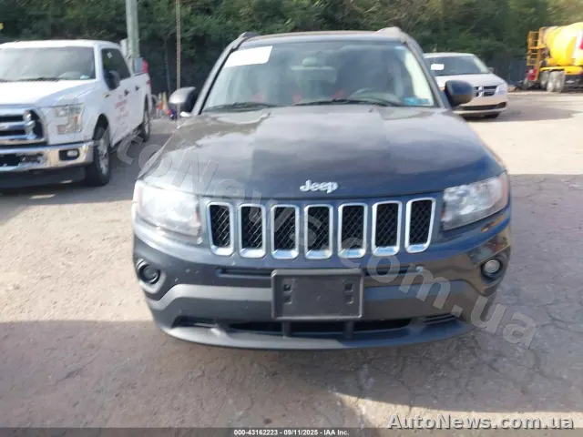 2014 Jeep Compass — фото 13 (iaai)