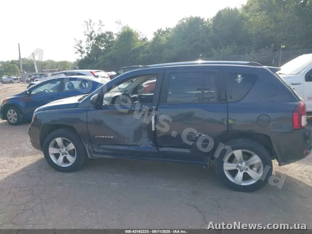 2014 Jeep Compass — фото 15 (iaai)
