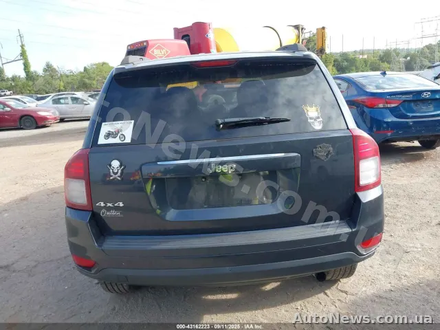 2014 Jeep Compass — фото 17 (iaai)