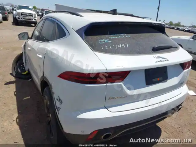 2020 Jaguar E-Pace, VIN SADFP2FX5L1001024 — zdjęcie 3 (iaai)