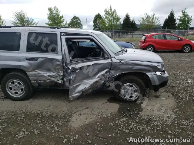 2017 Jeep Patriot — фото 9 (copart)