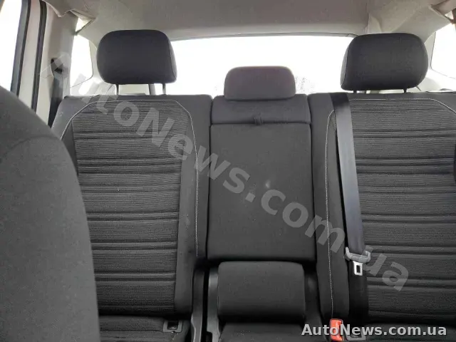 2024 Volkswagen Tiguan, VIN 3VVRB7AX4RM023217 — фото 25 (copart)