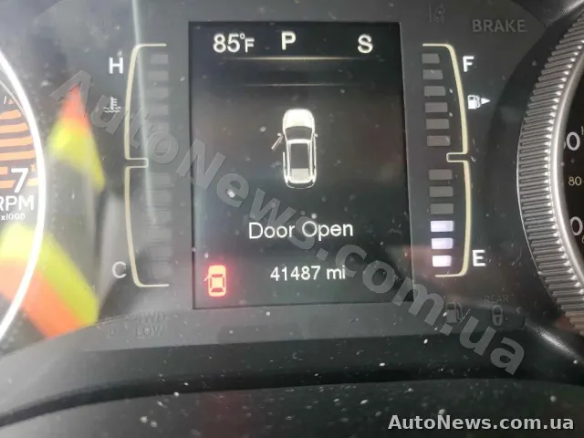 2017 Jeep Cherokee — photo 8 (copart)