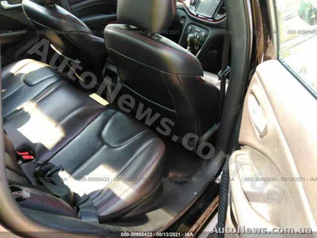 2015 Dodge Dart — photo 8 (iaai)