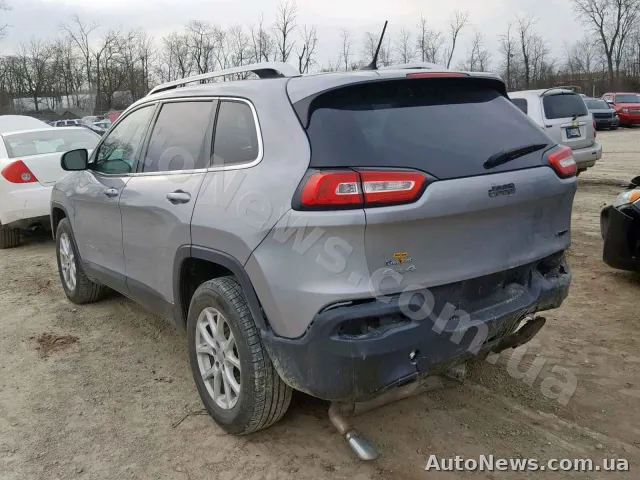 2013 Jeep Cherokee L, VIN 1C4PJMCB7EW141720, nr rej. СВ0325ЕЕ — zdjęcie 3 (copart)