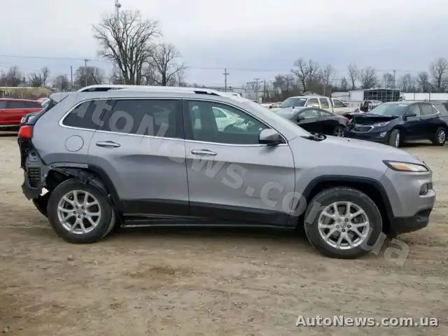 2013 Jeep Cherokee L, VIN 1C4PJMCB7EW141720, plate СВ0325ЕЕ — photo 9 (copart)