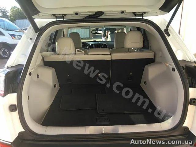 2019 Jeep Cherokee — photo 7 (manheim)