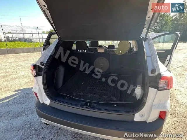 2022 Ford Escape, VIN 1FMCU9BZ7NUA64582 — фото 8 (autoria)