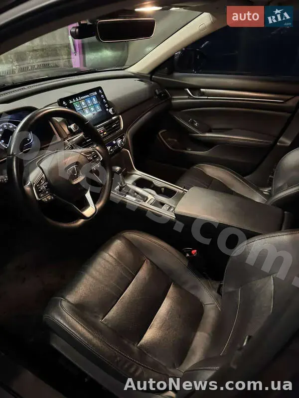2019 Honda Accord EXL, VIN 1HGCV1F55KA073936, nr rej. КА8823ОХ — zdjęcie 4 (autoria)
