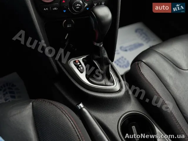 2014 Dodge Dart — zdjęcie 15 (autoria)