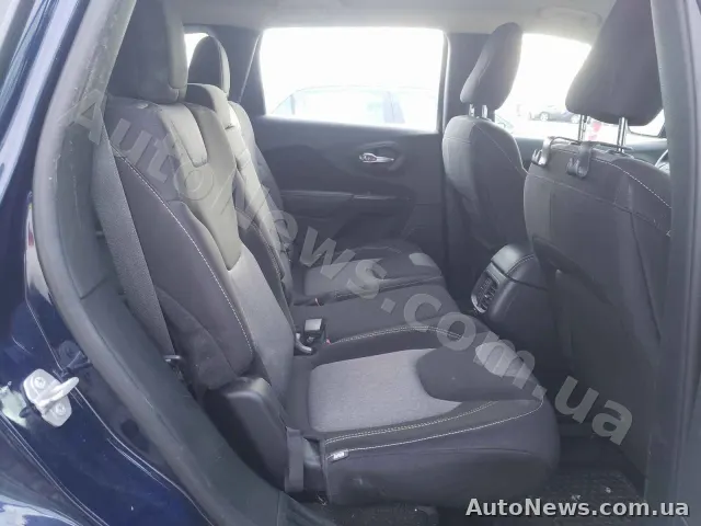 2014 Jeep Cherokee — photo 6 (copart)