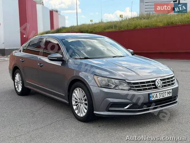 2016 Volkswagen Passat, VIN 1VWBT7A30HC000511, держномер КА3127МН — фото 2 (autoria)