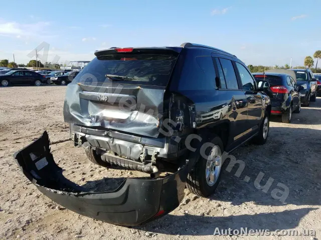 2015 Jeep Compass — zdjęcie 4 (copart)