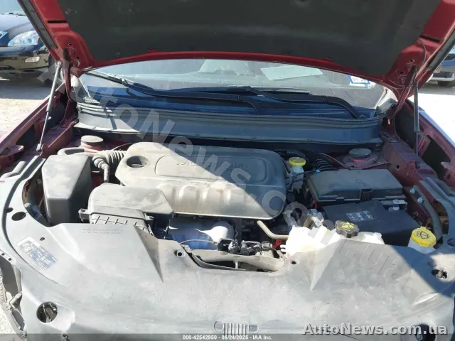 2021 Jeep Cherokee — фото 10 (iaai)