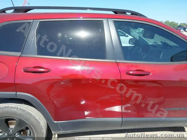 2021 Jeep Cherokee — фото 14 (iaai)