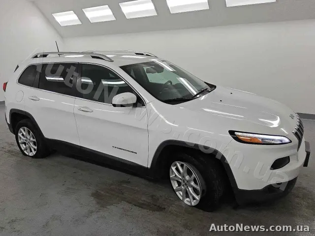 2017 Jeep Grand Cher, VIN 1C4PJLCB0HD214646, держномер СА8317КО — фото 4 (copart)