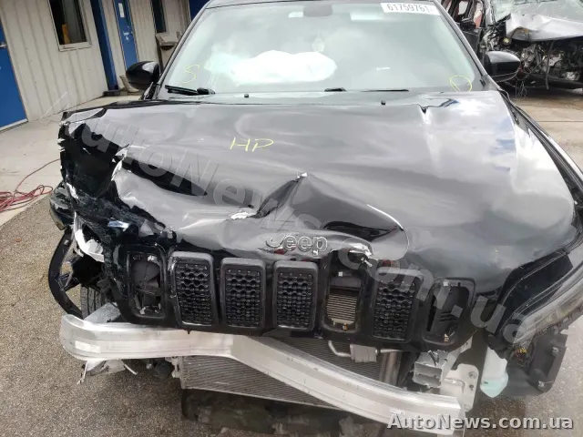 2018 Jeep Cherokee, VIN 1C4PJLCB2KD333080, nr rej. СА4689ІО — zdjęcie 7 (copart)