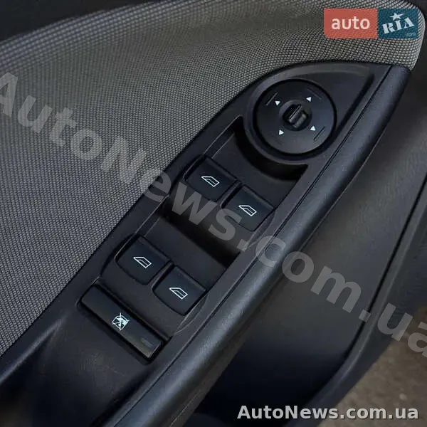 2011 Ford Focus SE, VIN 1FAHP3F27CL197895, nr rej. АЕ5214ТМ — zdjęcie 11 (autoria)
