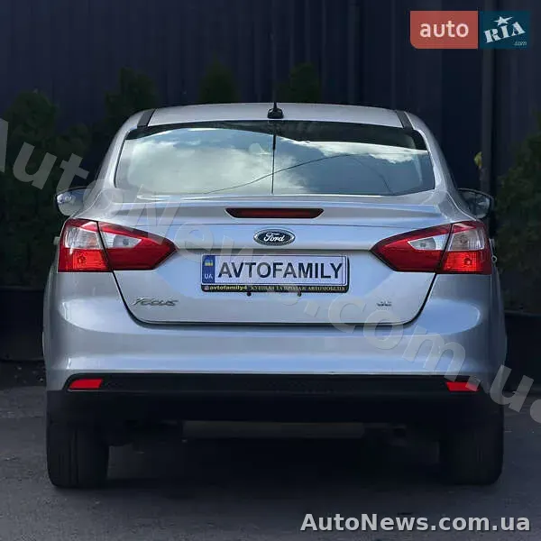 2011 Ford Focus SE, VIN 1FAHP3F27CL197895, nr rej. АЕ5214ТМ — zdjęcie 5 (autoria)