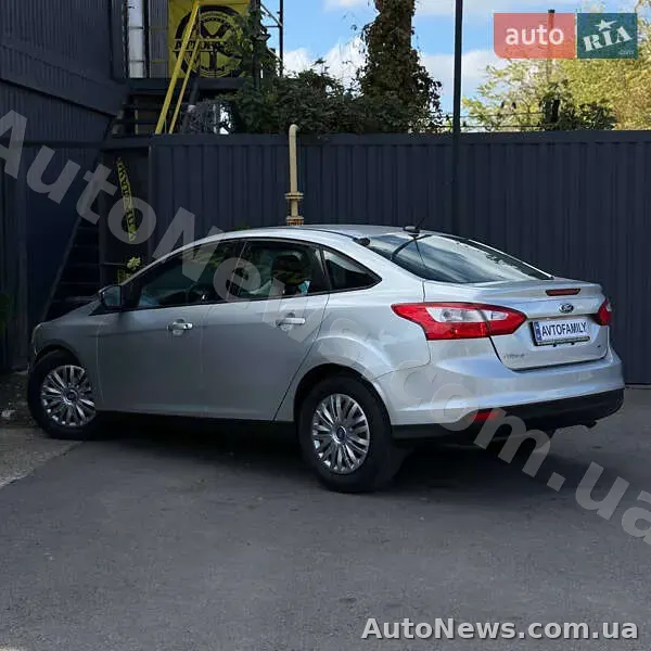 2011 Ford Focus SE, VIN 1FAHP3F27CL197895, nr rej. АЕ5214ТМ — zdjęcie 6 (autoria)