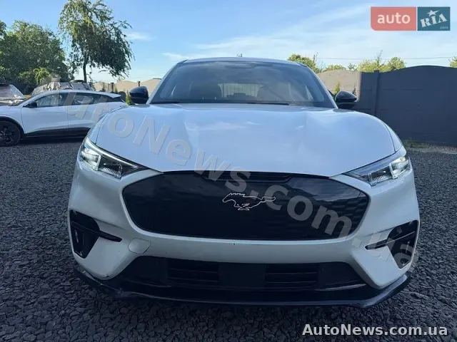 2021 Ford Mustang, VIN 3FMTK4SE7MME03320 — photo 3 (autoria)