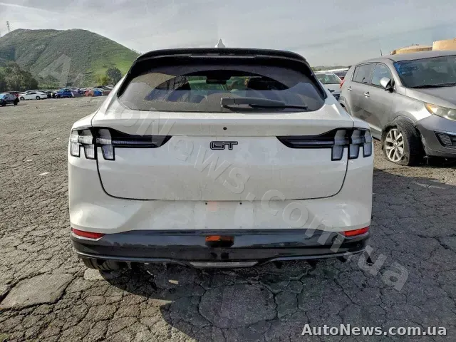 2021 Ford Mustang, VIN 3FMTK4SE7MME03320 — photo 6 (copart)