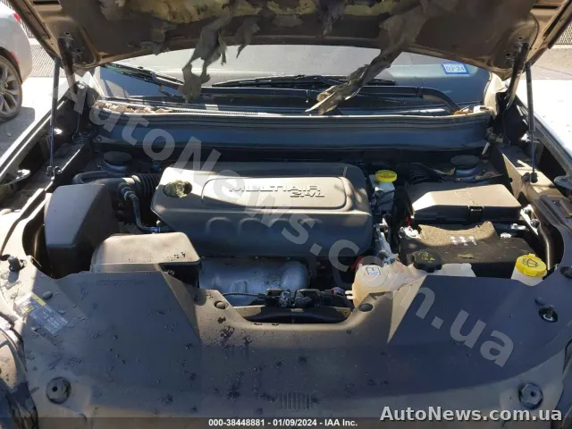2019 Jeep Cherokee, VIN 1C4PJLLB0KD458076, nr rej. СВ4559ЕХ — zdjęcie 10 (iaai)
