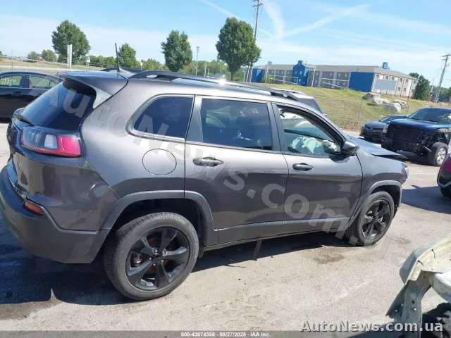 2019 Jeep Cherokee, VIN 1C4PJLLB0KD458076, nr rej. СВ4559ЕХ — zdjęcie 29 (iaai)