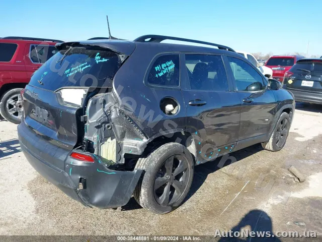 2019 Jeep Cherokee, VIN 1C4PJLLB0KD458076, nr rej. СВ4559ЕХ — zdjęcie 4 (iaai)
