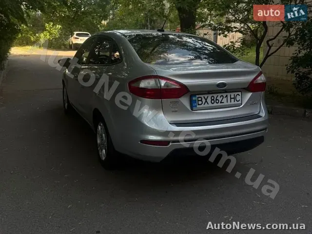 2015 Ford Fiesta, VIN 3FADP4BJ4FM172022, nr rej. ВХ8621НС — zdjęcie 32 (autoria)