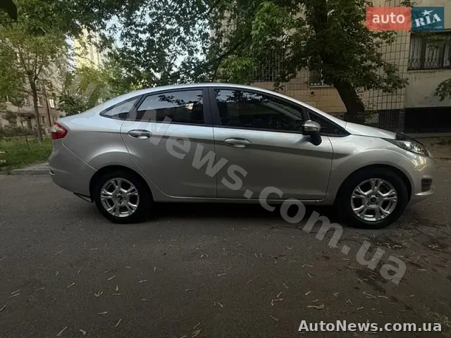 2015 Ford Fiesta, VIN 3FADP4BJ4FM172022, nr rej. ВХ8621НС — zdjęcie 34 (autoria)