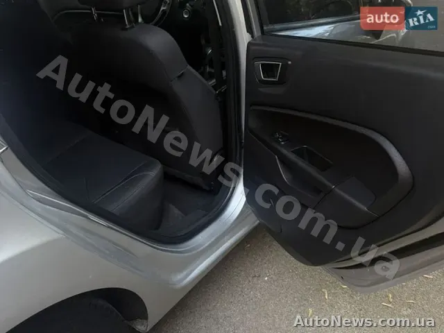 2015 Ford Fiesta, VIN 3FADP4BJ4FM172022, nr rej. ВХ8621НС — zdjęcie 43 (autoria)