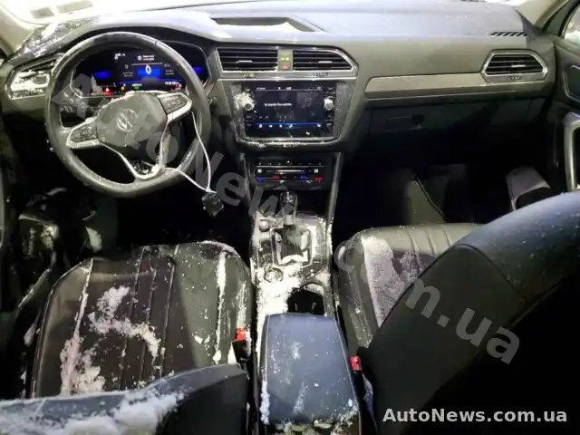 2022 Volkswagen Tiguan, VIN 3VV2B7AX8NM035088 — photo 8 (copart)