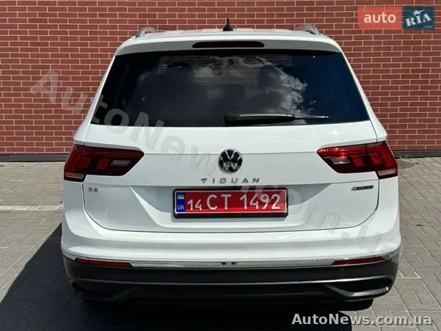 2022 Volkswagen Tiguan, VIN 3VV2B7AX8NM035088 — фото 12 (autoria)