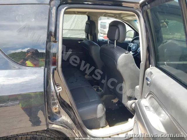 2016 Jeep Compass — zdjęcie 8 (iaai)