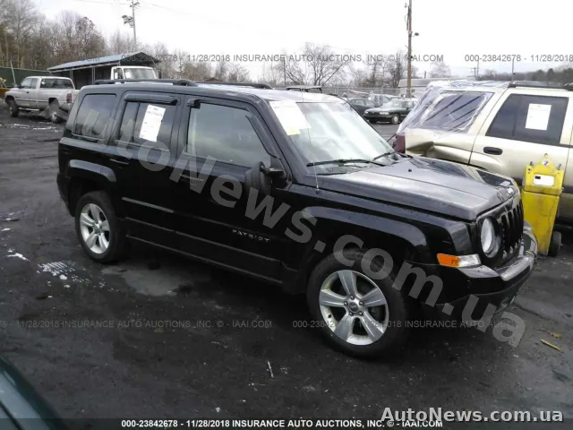 2013 Jeep Patriot, VIN 1C4NJRFB8ED588360, nr rej. АА5775ВР — zdjęcie 1 (iaai)