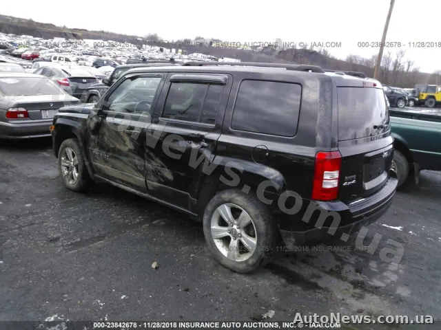 2013 Jeep Patriot, VIN 1C4NJRFB8ED588360, nr rej. АА5775ВР — zdjęcie 3 (iaai)