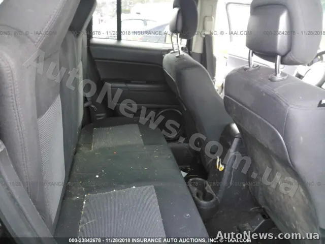 2013 Jeep Patriot, VIN 1C4NJRFB8ED588360, nr rej. АА5775ВР — zdjęcie 8 (iaai)
