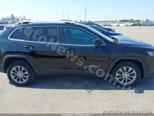 2019 Jeep Cherokee — фото 13 (iaai)