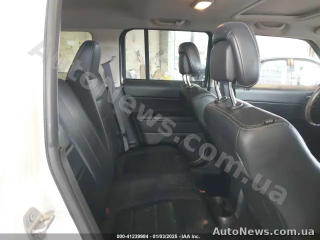 2016 Jeep Patriot — фото 8 (iaai)