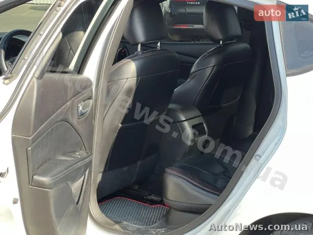 2014 Dodge Dart — photo 14 (autoria)
