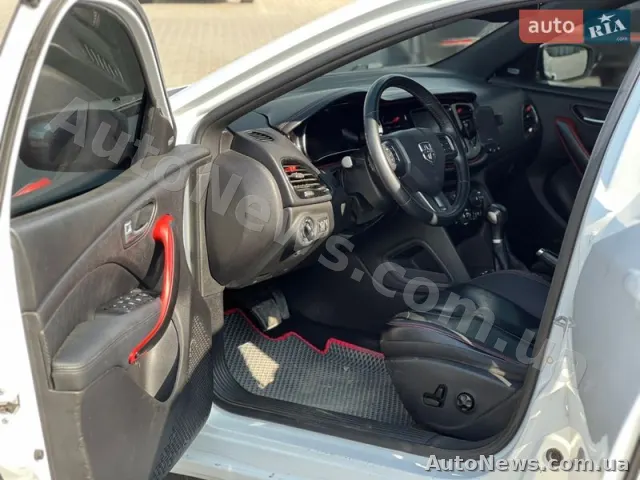 2014 Dodge Dart — photo 16 (autoria)