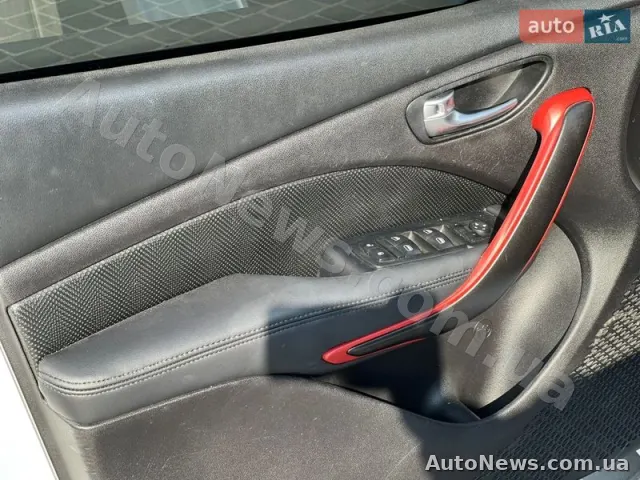2014 Dodge Dart — photo 17 (autoria)