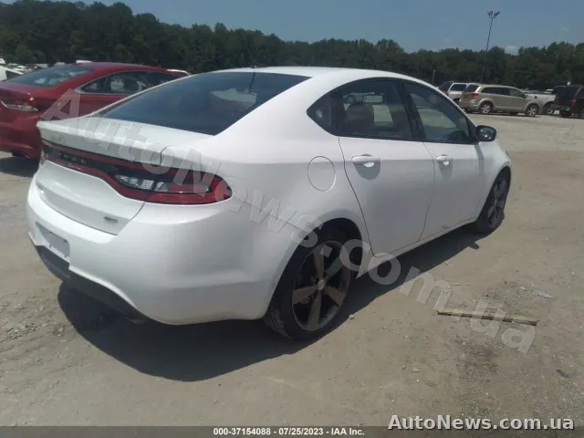 2015 Dodge Dart — photo 4 (iaai)